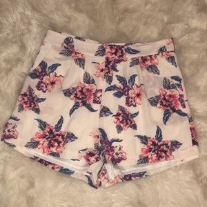 🚨BOGO🚨 Floral Shorts
